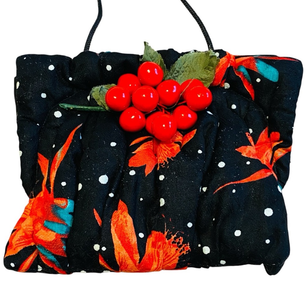 Carol Lahm Sloane - Vintage Clutch